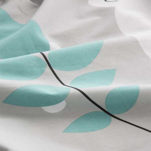 detalle sabana gris infantil