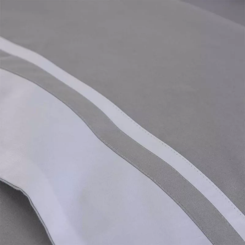 detalle de la funda nórdica gris de 400 hilos