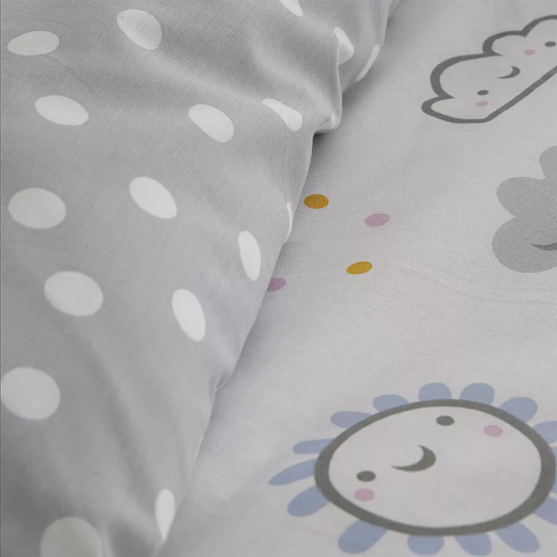 detalle del saco nórdico infantil con relleno nórdico poliéster algodón multicolor cierre con cremallera